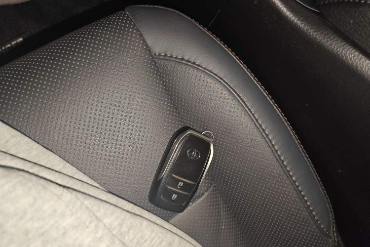 Used Toyota Highlander 2021 2.0T Four-Wheel Drive Luxury Edition 7 Seats
