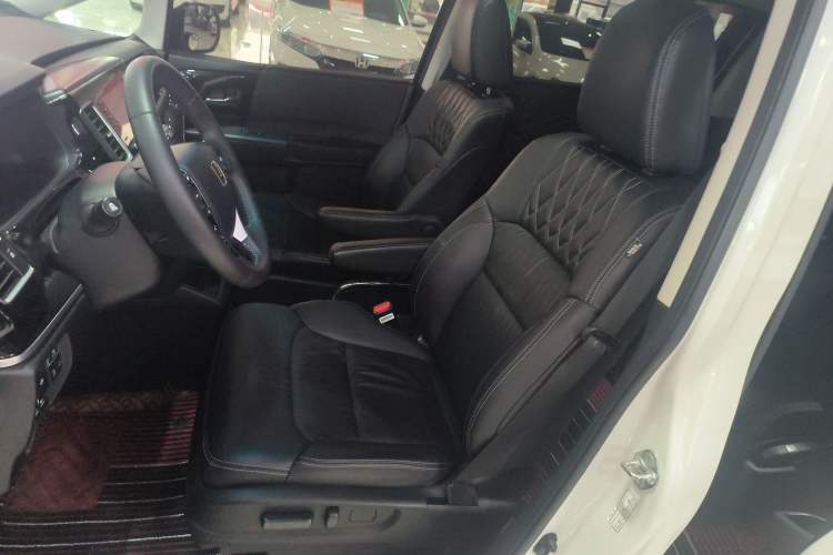 Used Honda Elysion 2019 2.0L Hybrid Luxury Edition
