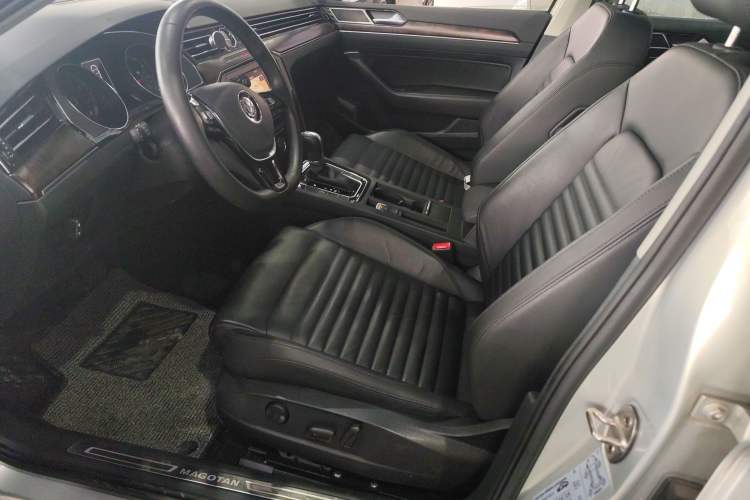 Used Volkswagen Magotan 2019 330TSI DSG Luxury Version China VI Standard