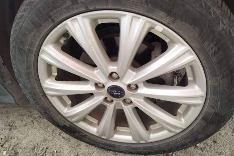 Used Ford Kuga 2017 EcoBoost 180 Two-Wheel-Drive Luxury Wing Edition