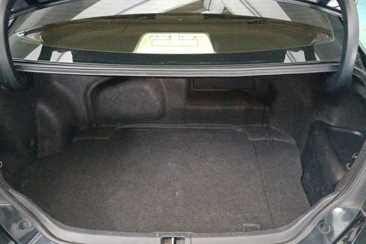 Used Toyota Camry 2015 Dual-Engine 2.5 HG Luxury Navigation Edition