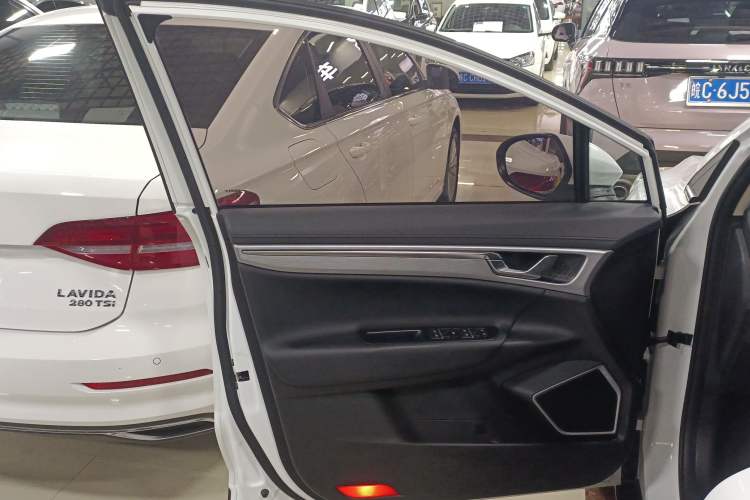 Used Geely Auto Emgrand GS 2019 1.4T CVT Active
