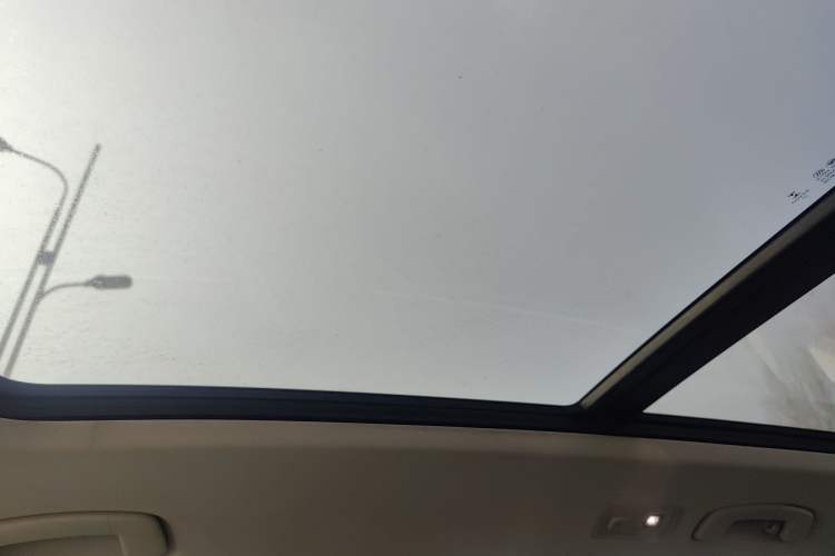 Used Volkswagen Tiguan L 2017 330TSI Automatic Two-Wheel Drive Luxury Edition
