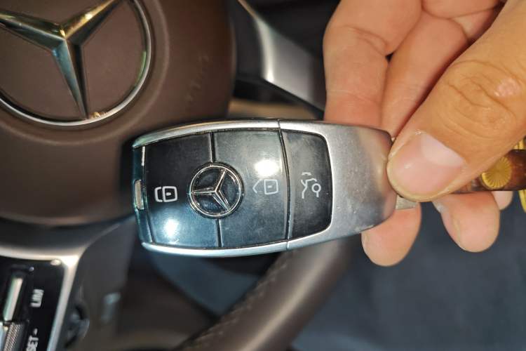 Used Mercedes-Benz E-Class 2020 Restyled E 300 L Exclusive Edition
