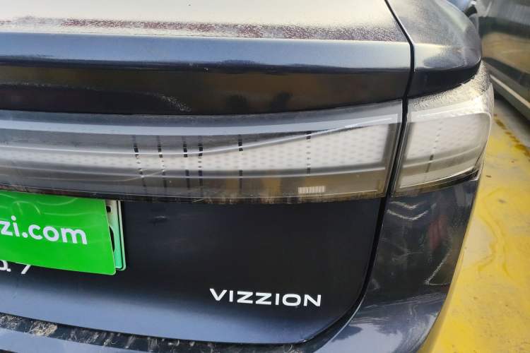 Used Volkswagen ID.7 VIZZION 2024 AIR model
