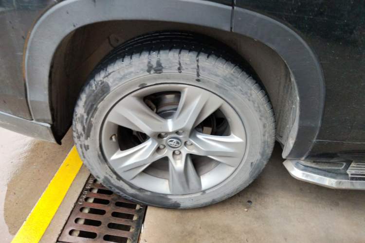 Used Toyota Highlander 2018 2.0T Four-Wheel Drive Luxury Version 7 Seats China VI Standard