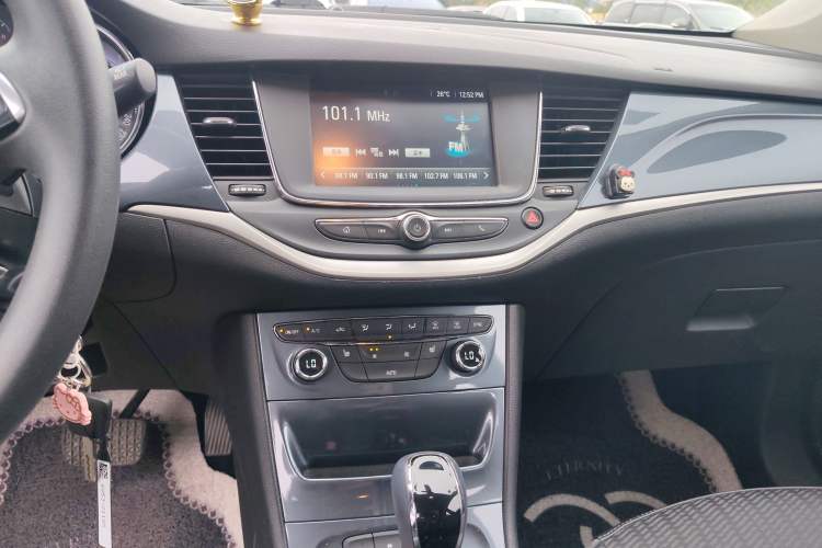 Used Buick Verano 2016 Hatchback 15S Automatic Leading Model
