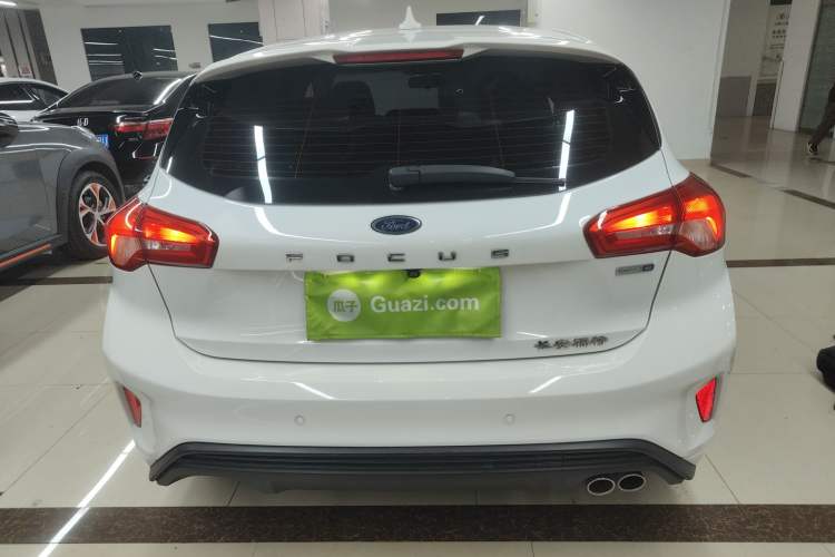 Used Ford Focus 2021 Hatchback EcoBoost 180 Automatic Titanium Edition