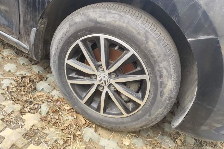 Used Volkswagen Santana 2016 1.6L Manual Fashion Edition