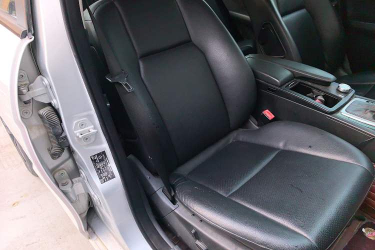 Used Mercedes-Benz C-Class 2013 C 180 Classic Grand Edition