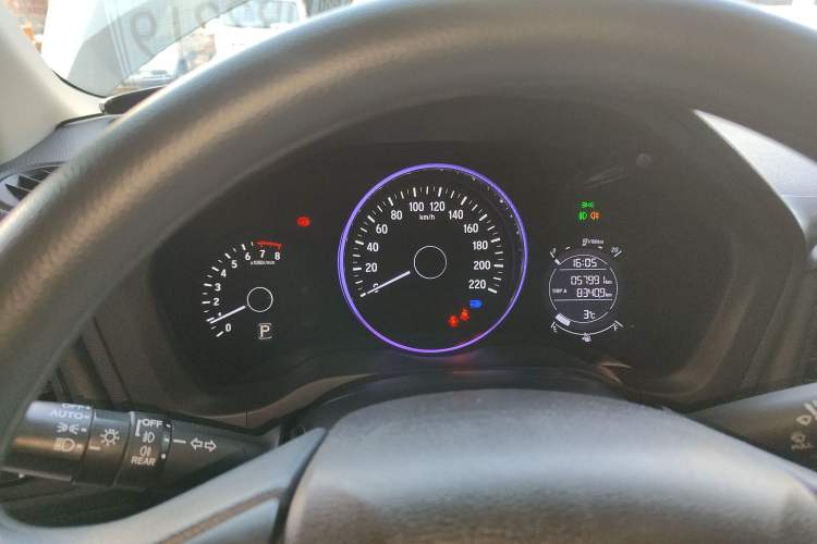 Used Honda Vezel 2020 1.5L CVT Pioneer Edition