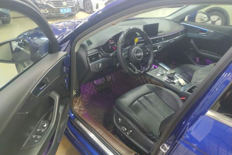 Used Audi A4L 2018 30th Anniversary Edition 40 TFSI Trendy Model
