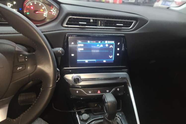 Used Peugeot 308 2016 1.6L Automatic Luxury Edition
