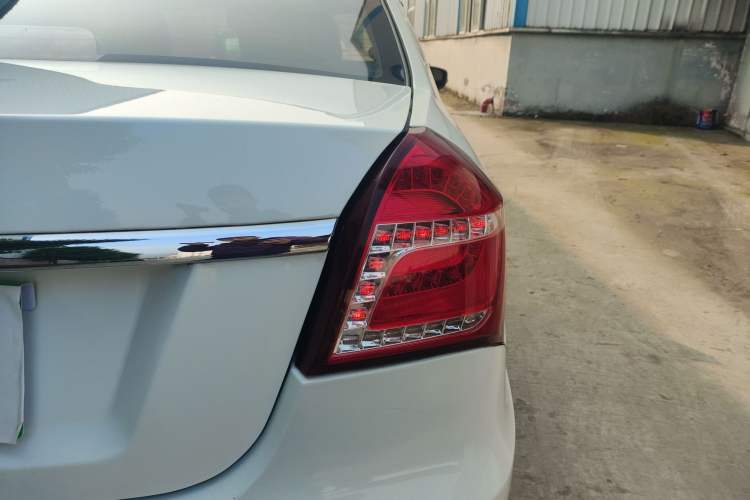 Used Geely Auto Diamond 2016 1.5L Manual Elite Edition
