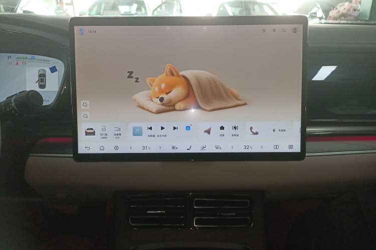 Used BYD Han 2025 EV with 701 km of Laser Radar-Enabled Intelligent Driving
