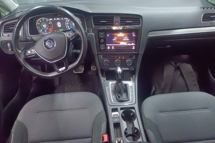 TDK.VehicleDetails.img