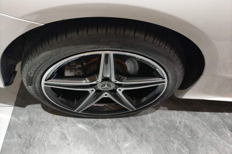 Used Mercedes-Benz C-Class 2017 Facelift C 200 Coupe
