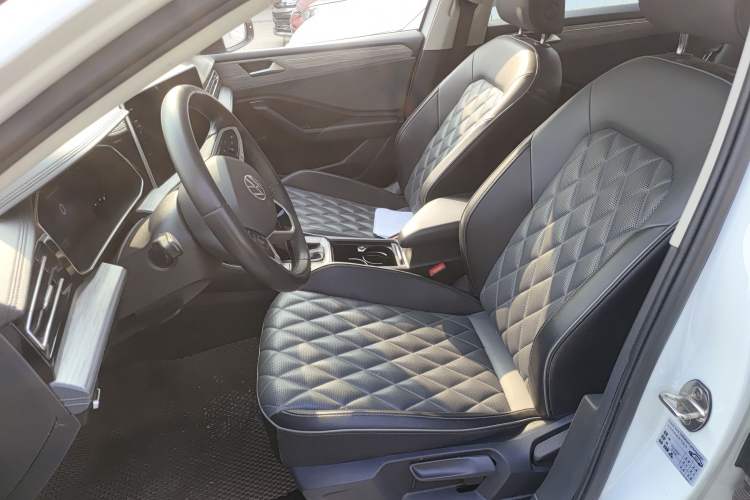 Used Volkswagen Sagitar 2023 200TSI DSG Excellence Edition