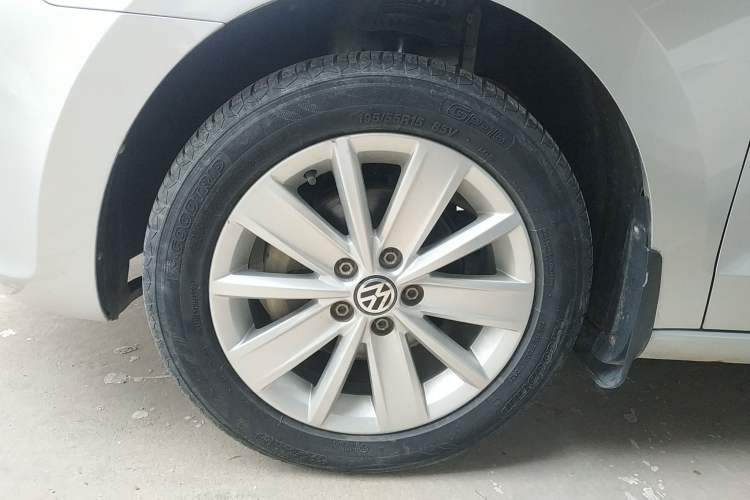 Used Volkswagen Jetta 2015 Value Edition 1.6L Automatic Comfort Version
