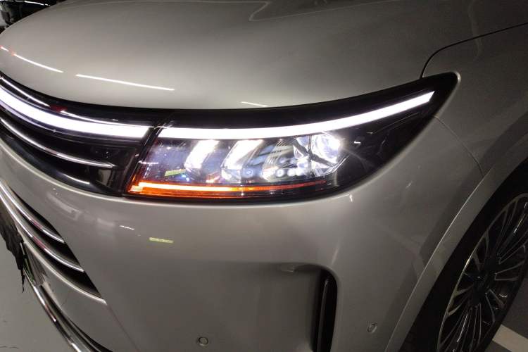 Used Hima AITO M7 2024 1.5T Intelligent Driving 4WD Max Edition 5 Seats
