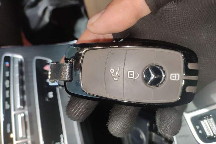 Used Mercedes-Benz E-Class 2023 Restyled E 300 L Sporty and Stylish Edition
