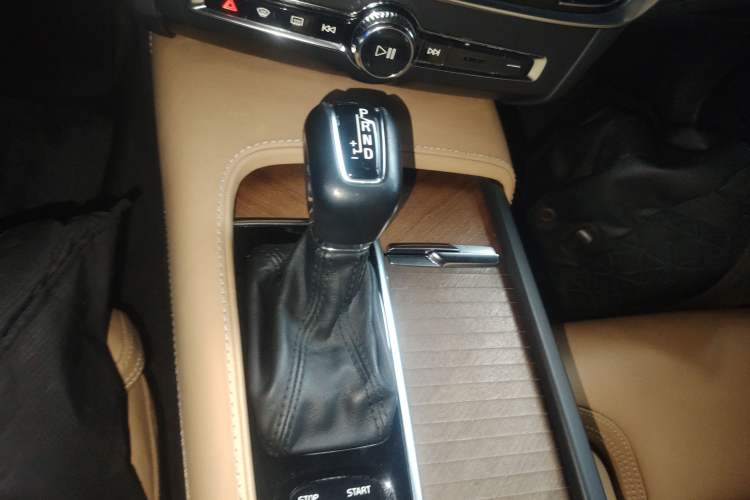 Used Volvo S90 2016 T6 AWD Zhiya Edition