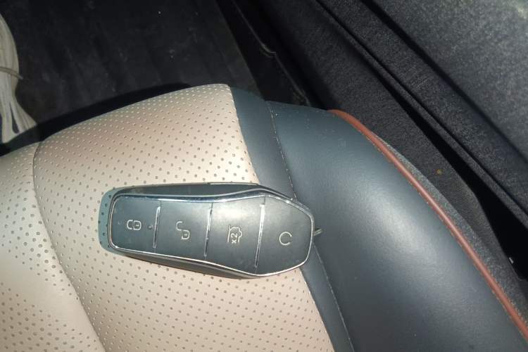 Used BYD Dolphin 2023 420 km Fashion Edition
