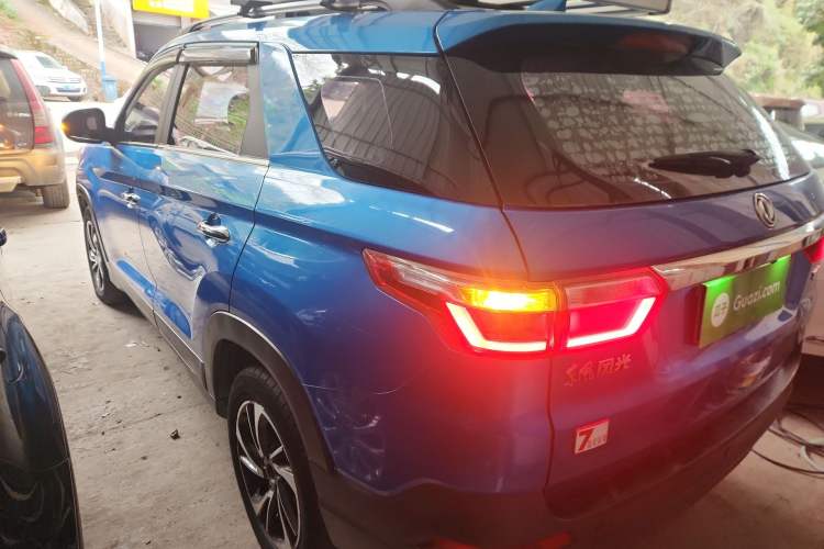 Used Dongfeng Fengon S560 2018 1.8L Manual Comfort 5-Seater China V Standard