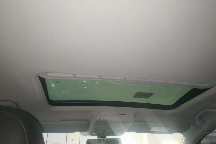 Used Volkswagen Passat 2016 330TSI DSG Luxury Edition
