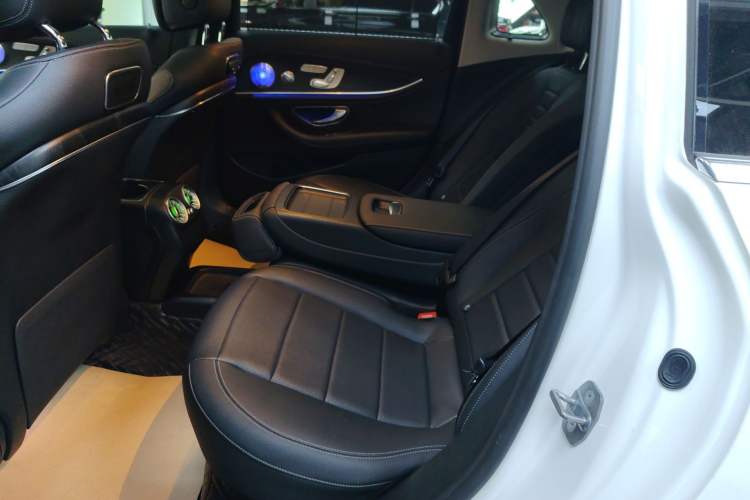 Used Mercedes-Benz E-Class 2019 Restyled E 300 L Sport Luxury Edition