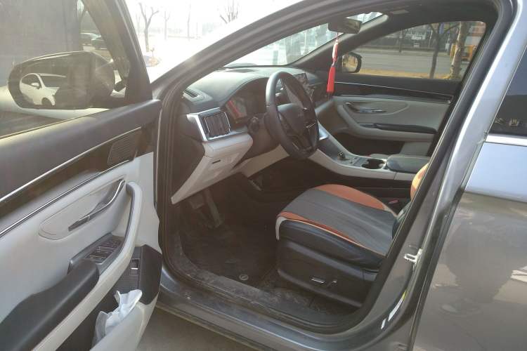 Used BYD Song PLUS New Energy 2024 HONOR Edition DM-i 110km Flagship Model
