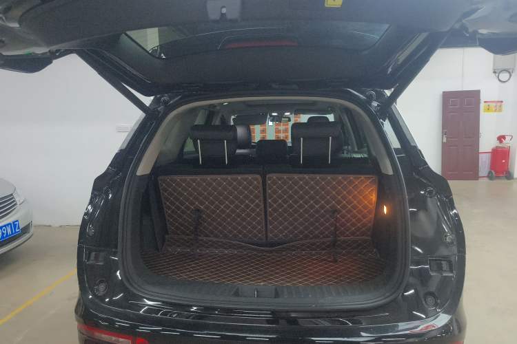 Used  E5 2024 Honor Edition 100KM Premium Model 7 Seats