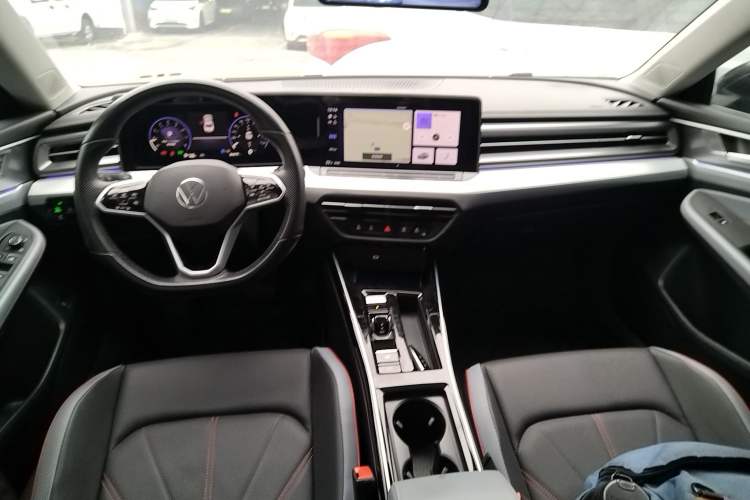 Used Volkswagen Lamando 2023 Lavida L 280TSI DSG Cool & Spicy Edition