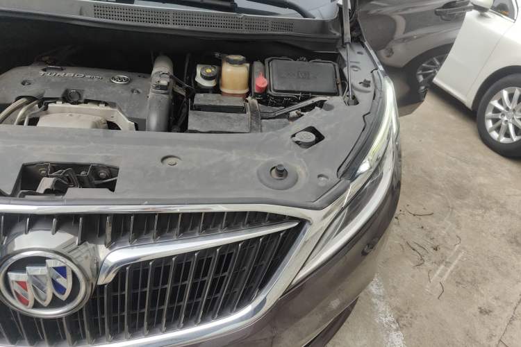 Used Buick GL8 2017 ES 28T Comfort Model China V Standard
