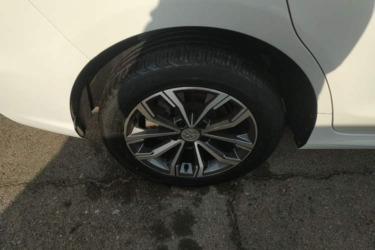 Used BYD Song MAX 2019 1.5T Automatic Smart Connect Prestige Model 6 Seats China VI Standard