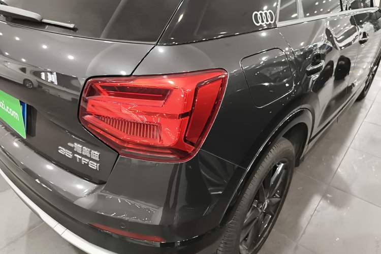 Used Audi Q2L 2021 35 TFSI Progressive Dynamic Edition
