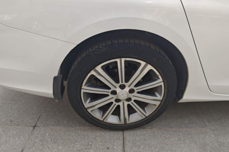 Used Peugeot 408 2018 Revised Version 1.8L Automatic Luxury Edition