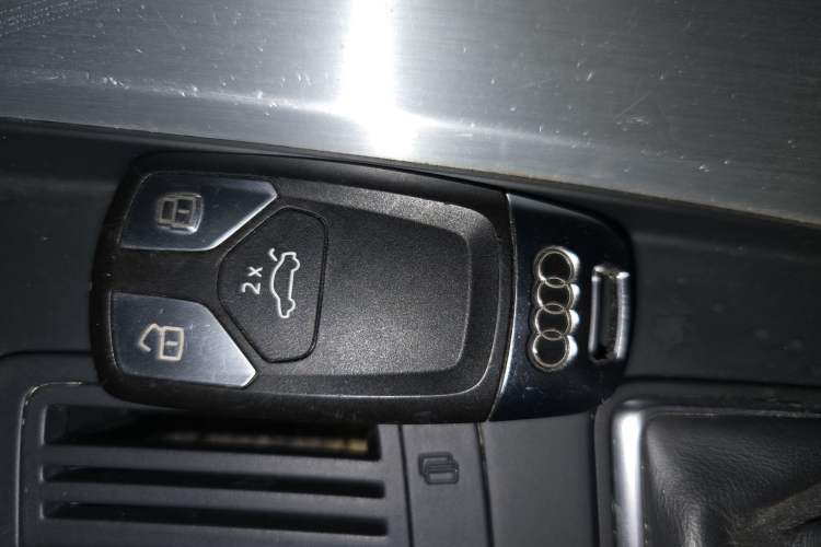 Used Audi A4L 2022 35 TFSI Fashion Dynamic Model
