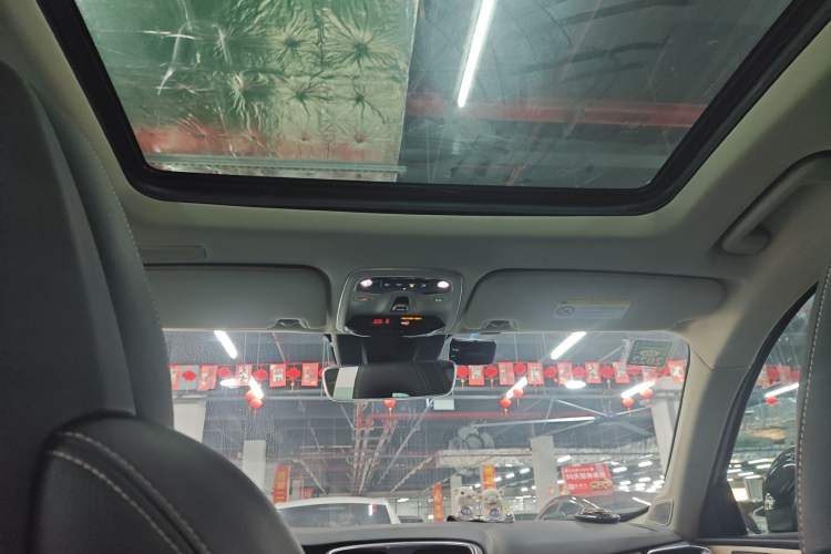 Used Lynk & Co 01 2019 2.0T Two-Wheel-Drive Pro Version China VI Standard