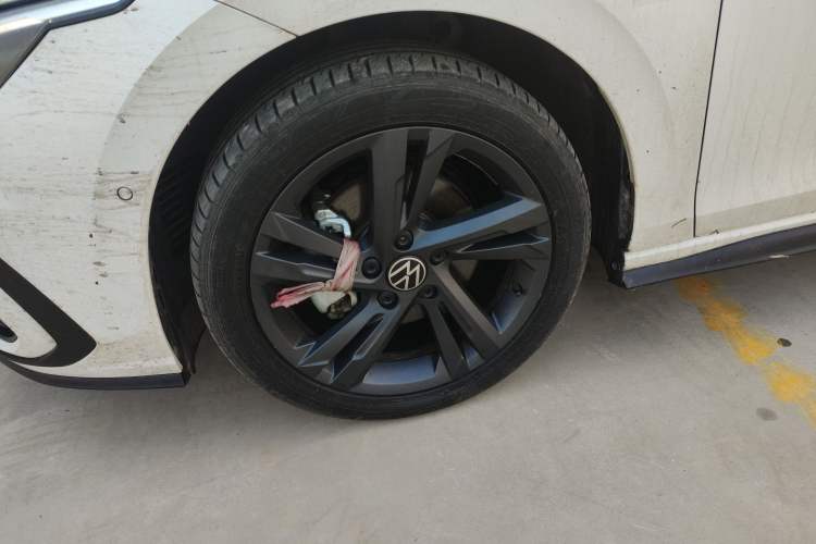 Used Volkswagen Golf 2023 Facelift 280TSI DSG R-Line Lite