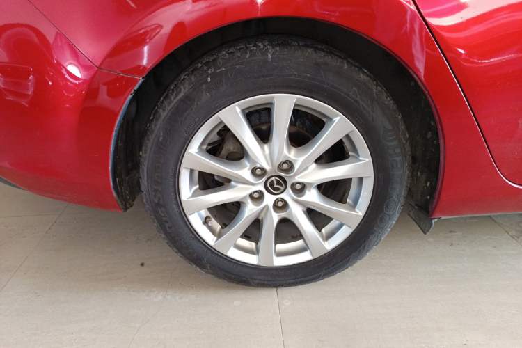 Used Mazda Atenza 2014 2.0L Blue Sky Luxury Edition
