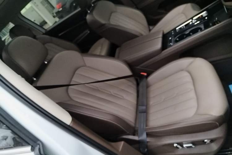 Used Volkswagen Viloran 2024 330TSI Luxury Edition