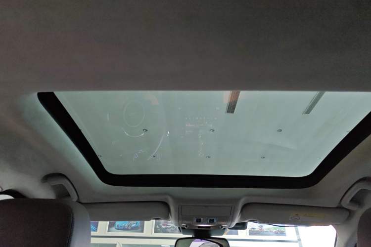 Used Jaguar XFL 2018 XFL 2.0T 250 PS Luxury Edition