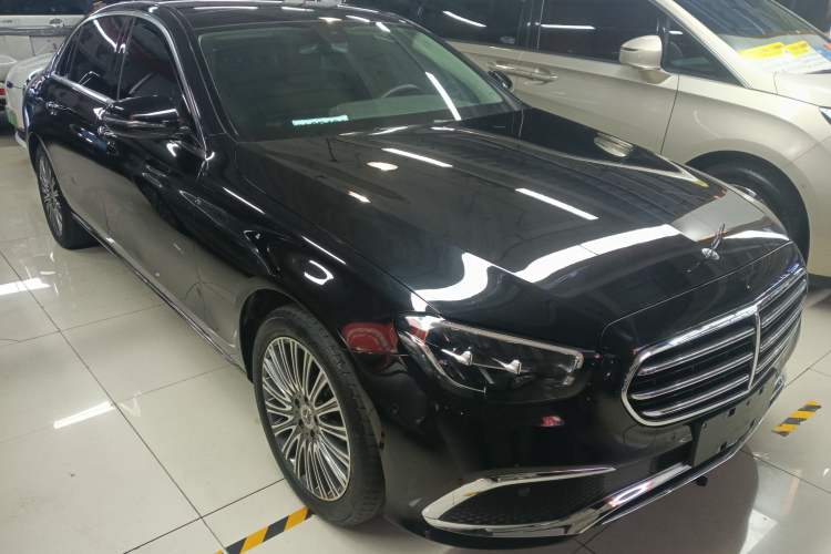 Used Mercedes-Benz E-Class 2023 Facelift E 260 L