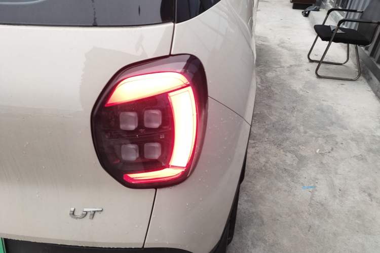 Used AION UT 2025 330 Starlight Edition
