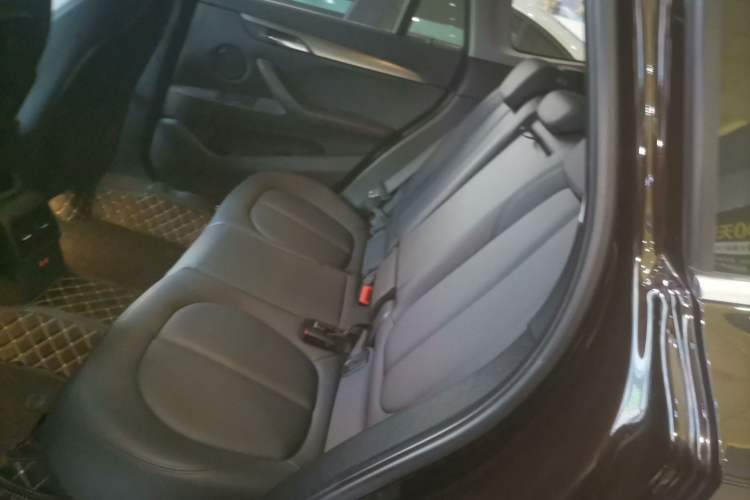 Used BMW X1 2019 sDrive20Li Leading Model
