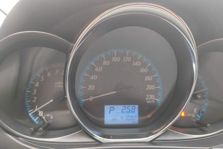 Used Toyota YARiS L 2019 1.5E CVT Dynamic Edition China VI compliant