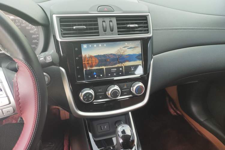 Used Nissan Tiida 2024 1.6L CVT Smart Drive Edition
