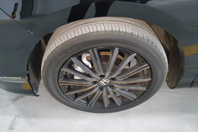 Used Honda Elysion 2024 2.0L eHEV Luxury Edition