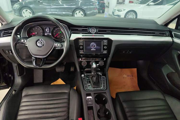 Used Volkswagen Magotan 2019 280TSI DSG Leading Model China VI Standard
